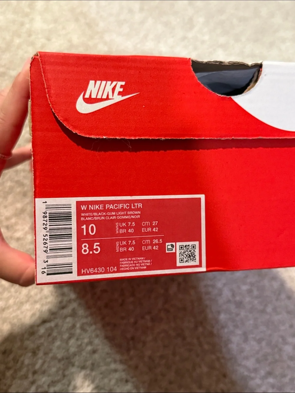 NWT Nike Women’s Pacific LTR